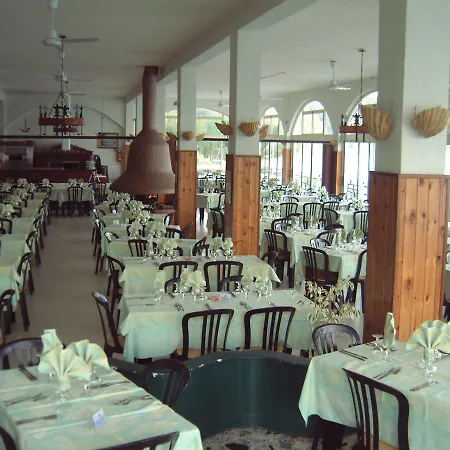 La Cabana Aparthotel